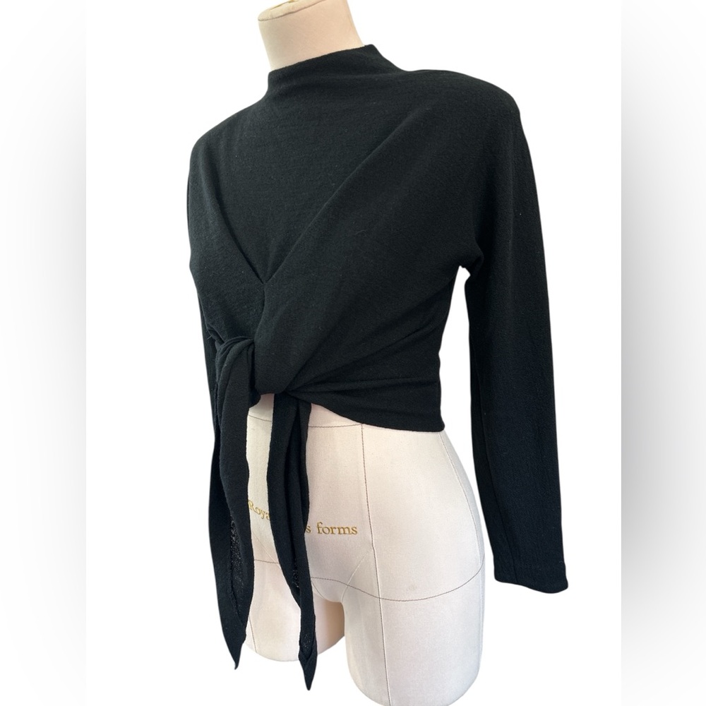 80’s Donna Karan wool mock neck top - Picture 3 of 11